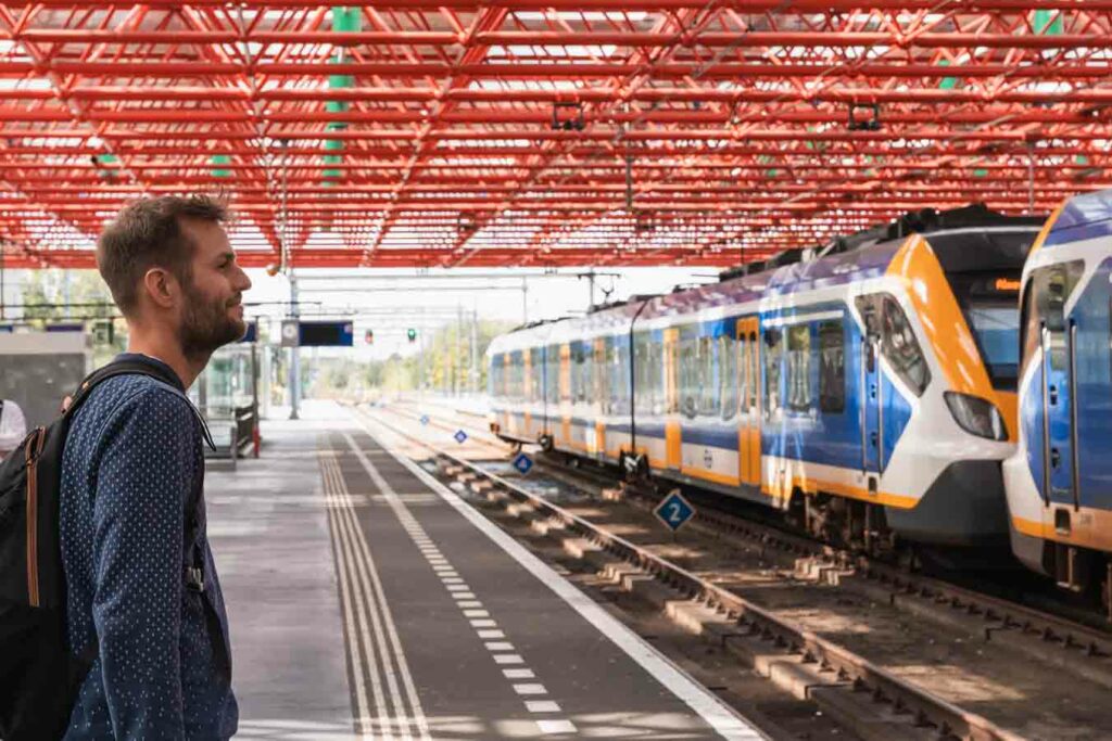 Niederlande mit der Bahn bereisen